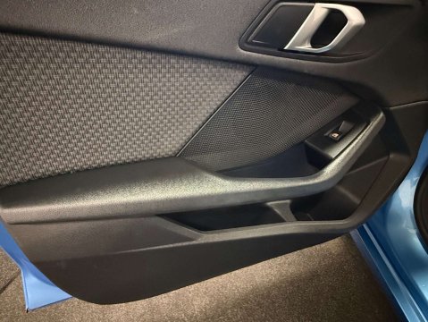 BMW 1 Series 1.5 118I SE 5dr 51