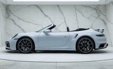 Porsche 911 Turbo S Cabriolet (992) 6