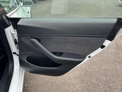 Tesla Model 3 (Dual Motor) Long Range Saloon 4dr Electric Auto 4WDE (346 ps) 21