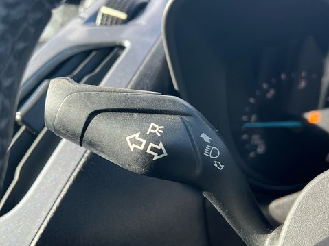 Ford Transit Connect 240 LIMITED P/V 32