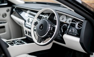 Rolls-Royce Ghost 11