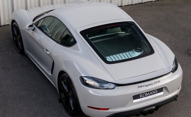 Porsche 718 Cayman GTS 9