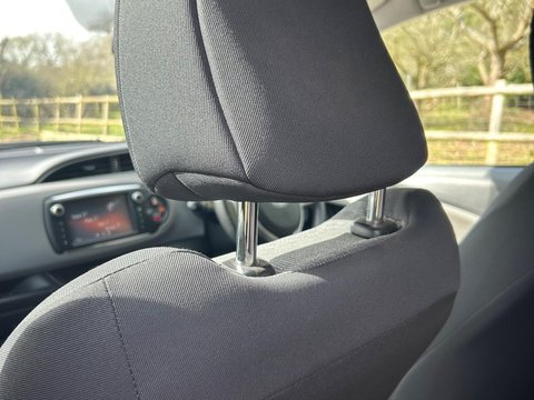 Toyota Yaris 1.33 Dual VVT-i Icon Euro 6 5dr 40