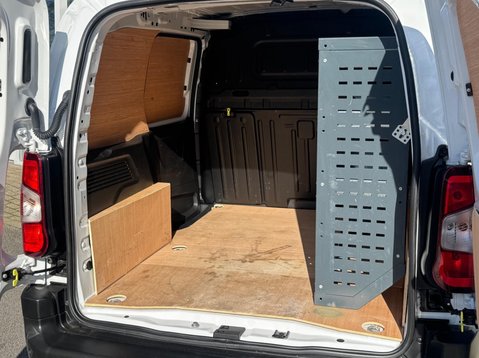 Peugeot Partner BLUEHDI PROFESSIONAL PREMIUM PLUS L1 10