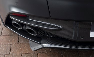 Aston Martin DBS Superleggera 31