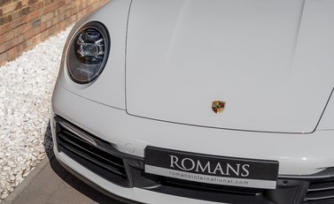 Porsche 911 (992) Carrera 4S 26