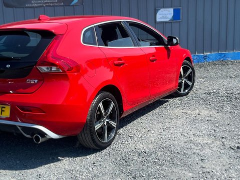 Volvo V40 2.0 D2 R-Design Euro 6 (s/s) 5dr 27