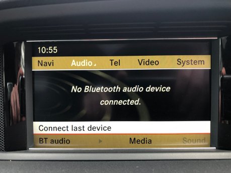 Mercedes-Benz E Class E250 CDI BLUEEFFICIENCY SPORT automatic convertible 38