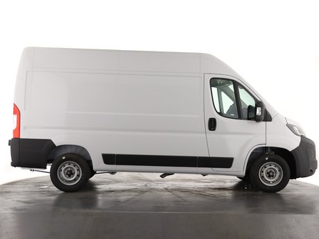 Peugeot Boxer 335 L2H2 BHDi 140 MT6 Professional 6