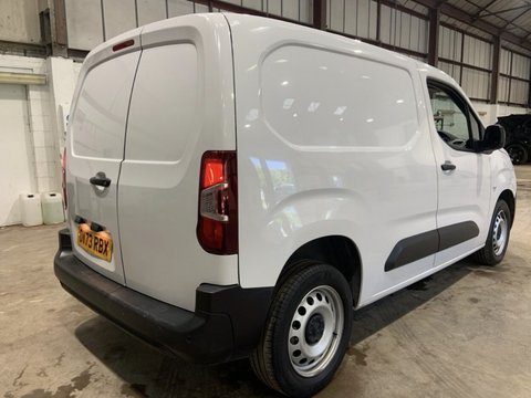 Peugeot Partner BLUEHDI PROFESSIONAL PREMIUM PLUS L1 5