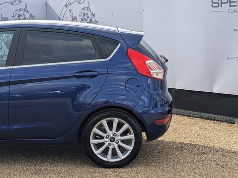 Ford Fiesta TITANIUM 6