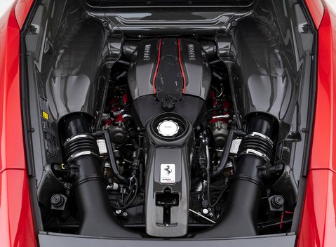 Ferrari 488 Pista 30