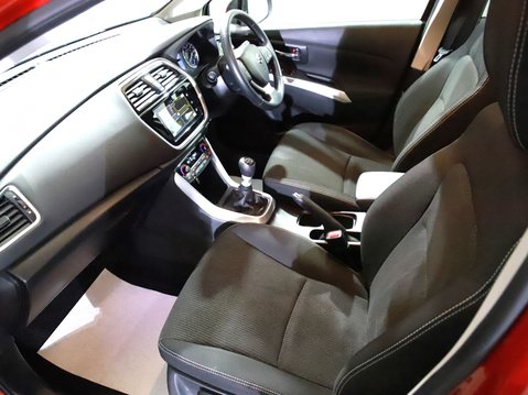 Suzuki SX4 S-Cross 1.4 Boosterjet 48V Hybrid SZ-T 5dr 2