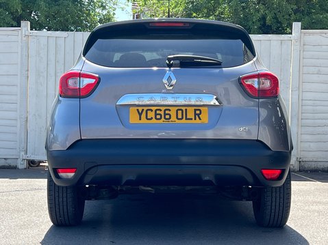 Renault Captur 1.5 dCi ENERGY Dynamique S Nav SUV 5dr Diesel Auto Euro 6 (s/s) (90 ps) 9