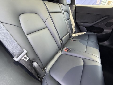 Tesla Model Y (Dual Motor) Long Range SUV 5dr Electric Auto 4WDE (384 bhp) 26