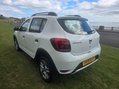 Dacia Sandero Stepway 0.9 TCe Essential Euro 6 (s/s) 5dr 4