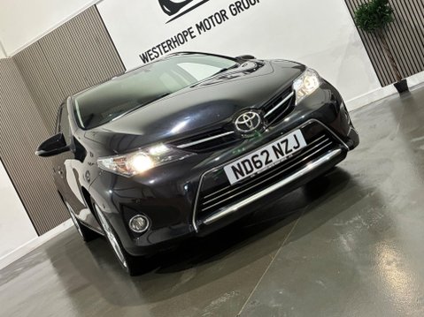 Toyota Auris 1.6 V-Matic Excel Euro 5 5dr 49