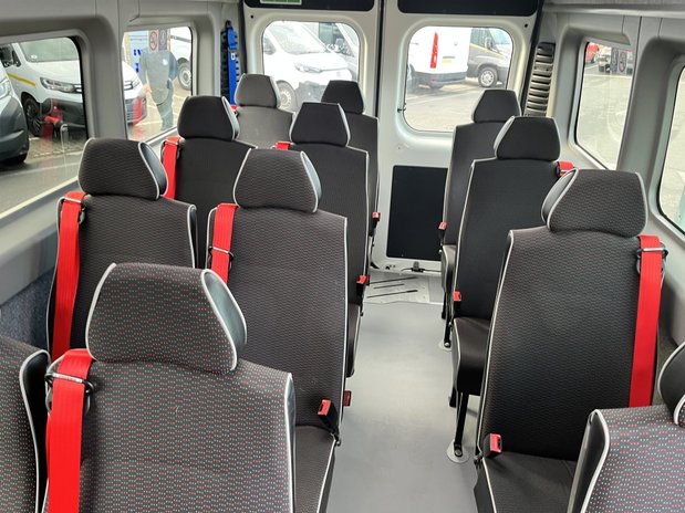 Peugeot Boxer PEUGEOT BOXER 440 L4H2 BLUE 17 SEATER MINIBUS 30