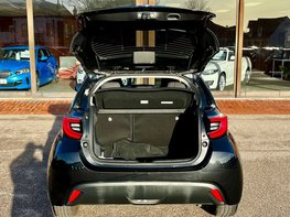 Toyota Yaris 1.5 Yaris Design HEV CVT 5dr 66