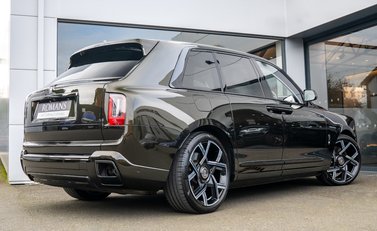 Rolls-Royce Cullinan Series II BLACK BADGE 4