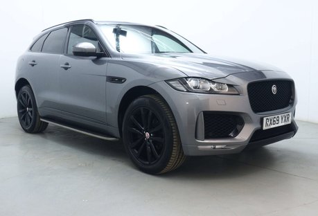 Jaguar F-Pace 2.0 P250i Chequered Flag SUV 5dr Petrol Auto AWD Euro 6 (s/s) (250 ps)