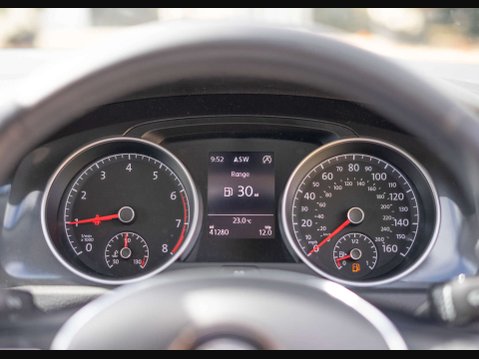Volkswagen Golf 1.5 Golf Match TSi Evo 5dr 33
