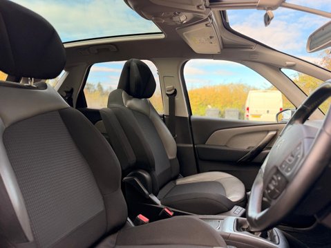 Citroen C4 Picasso 1.6 e-HDi Exclusive+ Euro 5 (s/s) 5dr 11