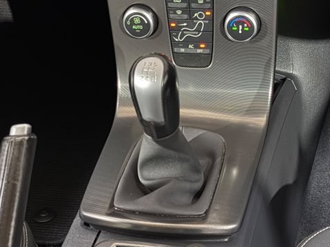 Volvo C30 D DRIVE R-DESIGN 15
