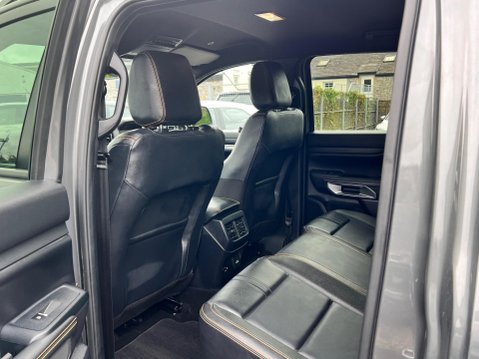 Ford Ranger 3.0 TD V6 EcoBlue Wildtrak Auto 4WD Euro 6 (s/s) 4dr 33