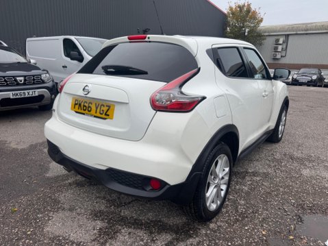 Nissan Juke 1.5 dCi N-Connecta SUV 5dr Diesel Manual Euro 6 (s/s) (110 ps) 9