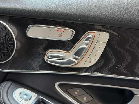 Mercedes-Benz GLC 2.1 GLC220d AMG Line (Premium) SUV 5dr Diesel G-Tronic 4MATIC Euro 6 (s/s) 30