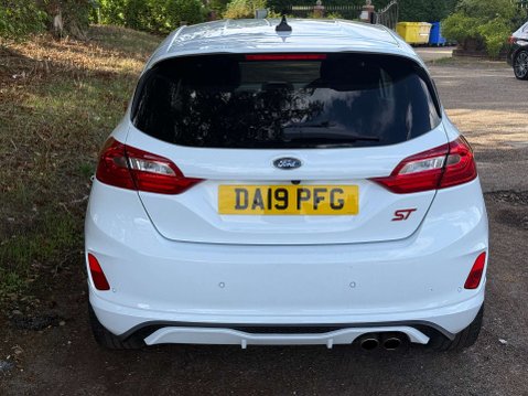 Ford Fiesta 1.5 Fiesta ST-3 T 3dr 14