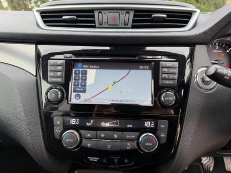 Nissan Qashqai 1.6 dCi Tekna Euro 6 (s/s) 5dr 17