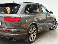 Audi SQ7 4.0 TDI V8 SUV 5dr Diesel Tiptronic quattro Euro 6 (s/s) (435 ps) 27