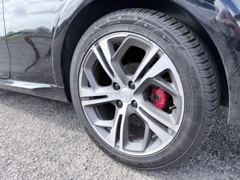Peugeot 208 1.6 THP GTI 10
