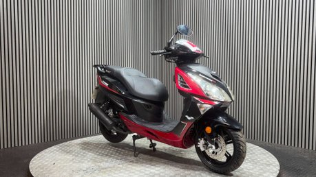 Lexmoto Titan 125 2021 ONLY 6K PROJECT SCOOTER SPARES OR REPAIR 125CC 3