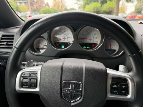 Dodge Challenger 3.6 V6 PETROL 9
