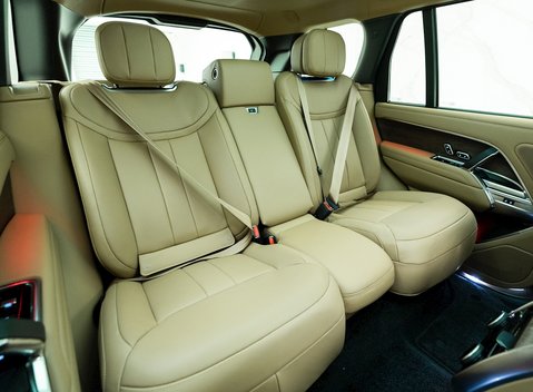 Land Rover Range Rover P530 Autobiography 12