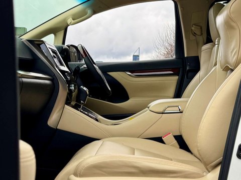 Toyota Alphard 3.5 V6 EXECUTIVE LOUNGE 7 SEAT 14