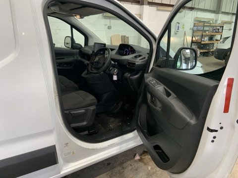 Peugeot Partner BLUEHDI PROFESSIONAL PREMIUM PLUS L1 14