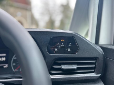 Volkswagen Caddy C20 TDI COMMERCE 21