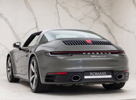 Porsche 911 Targa 4S (992) 4
