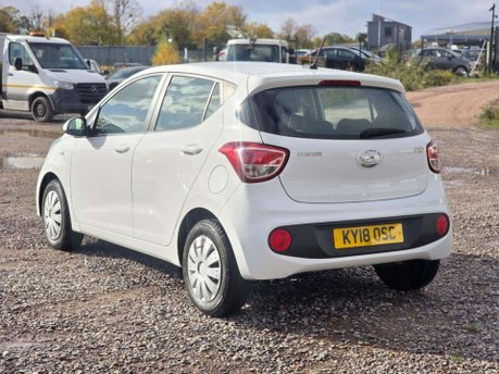 Hyundai i10 1.2 SE Hatchback 5dr Petrol Auto Euro 6 (87 ps) 11
