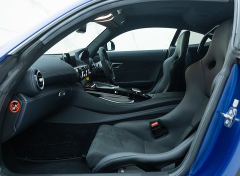 Mercedes-Benz AMG GT R PRO 16