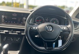 Volkswagen Polo SE TSI DSG AUTOMATIC 5 DOOR 32