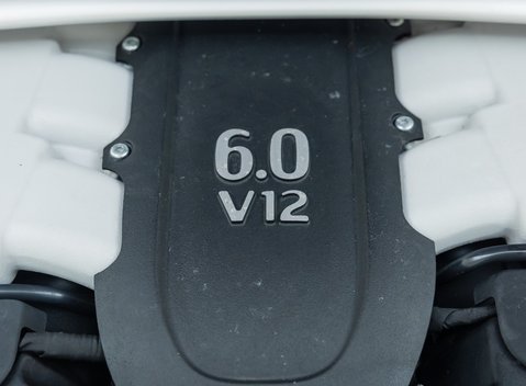 Aston Martin V12 Vantage s 39