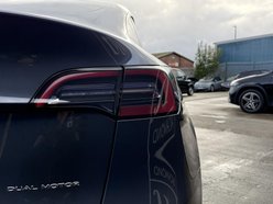 Tesla Model Y (Dual Motor) Long Range SUV 5dr Electric Auto 4WDE (384 bhp) 19