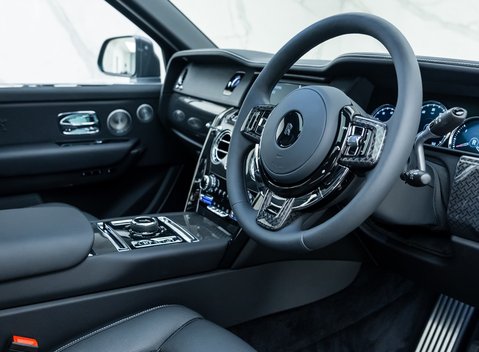 Rolls-Royce Cullinan Black Badge 11