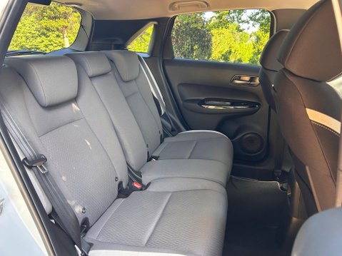 Honda Jazz I-MMD CROSSTAR EX 8