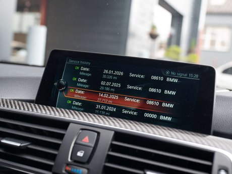 BMW M4 3.0 M4 Semi-Auto 2dr 23